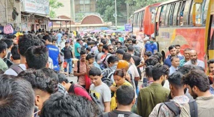 ঈদের দ্বিতীয় দিনেও ঘরমুখো মানুষের ভিড়